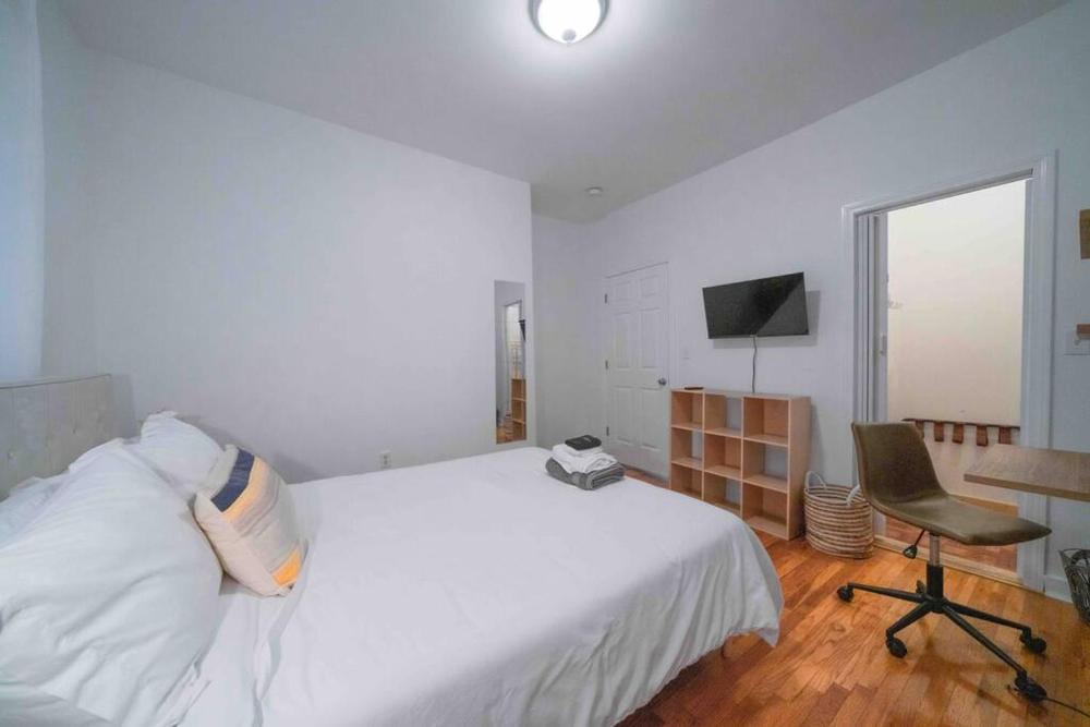 Cozy 2BR-Walk to Tufts & Green Line, Near Boston!